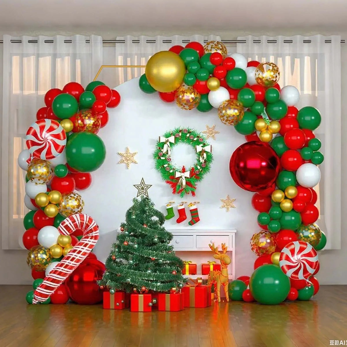 Arche de mariage dorée : arche dans un décor de Noël.