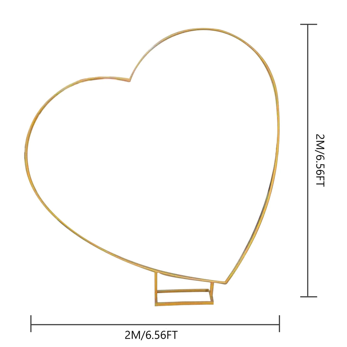 Arche de mariage dorée : dimensions du modèle C en cœur incliné.