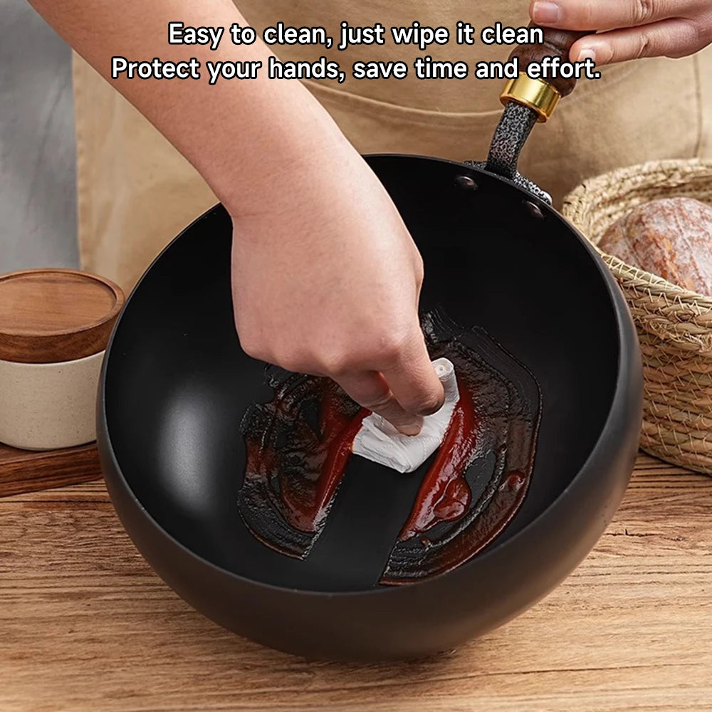 Wok en fer non revêtu avec couvercle en bois