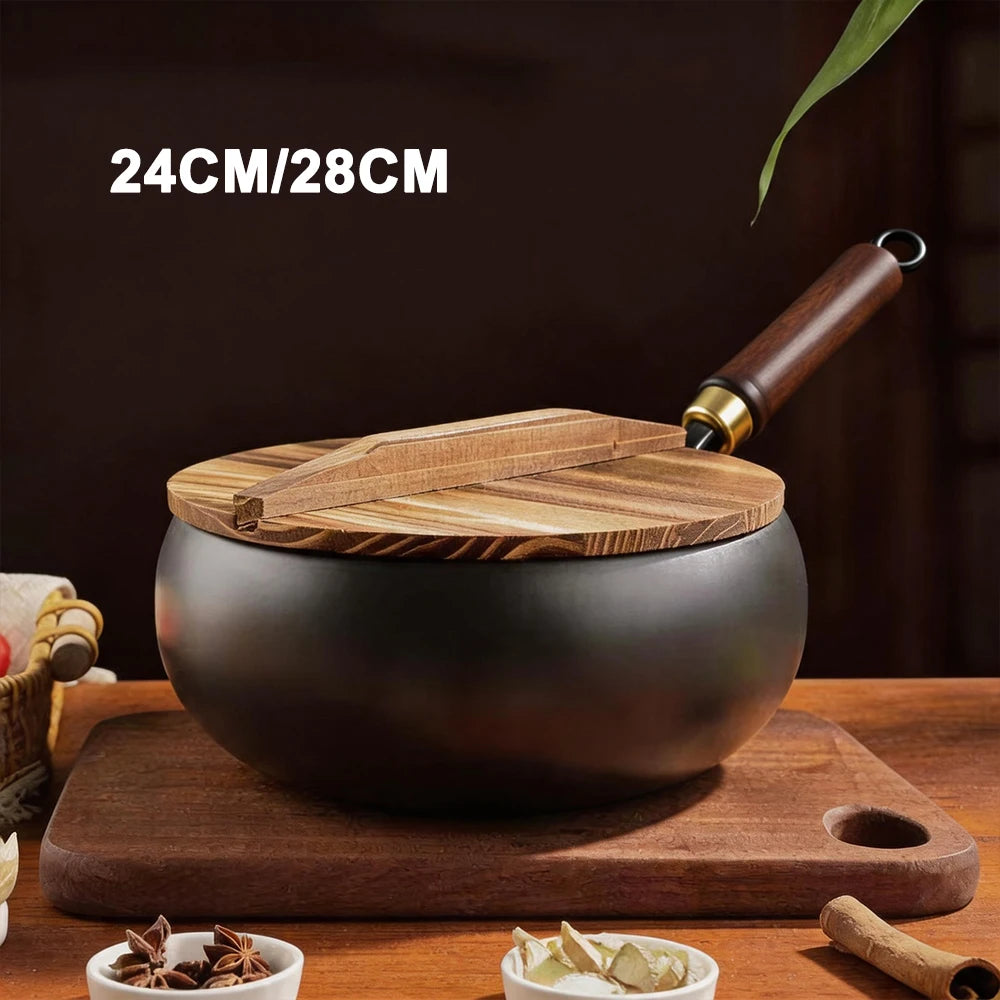 Wok en fer non revêtu avec couvercle en bois