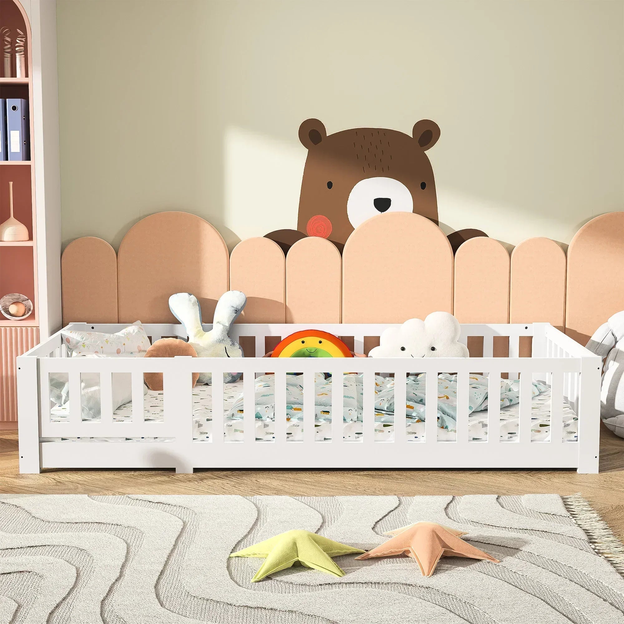 Lit Montessori en pin avec barrières et porte