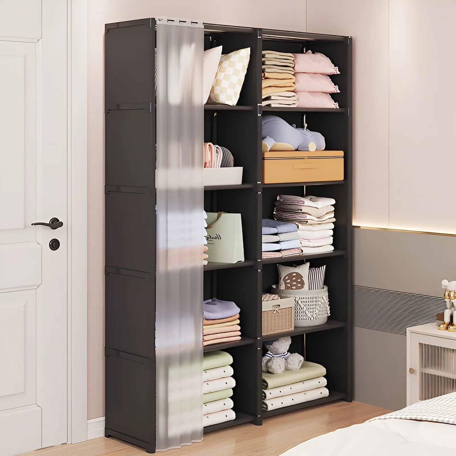 Armoire à rideau avec 6 niveaux de rangement