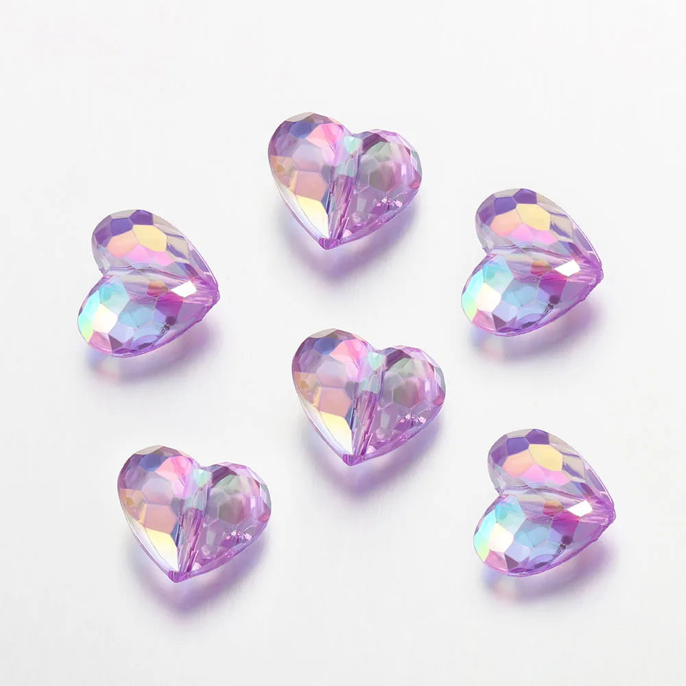 Exemple de perles cœur violettes aux reflets irisés