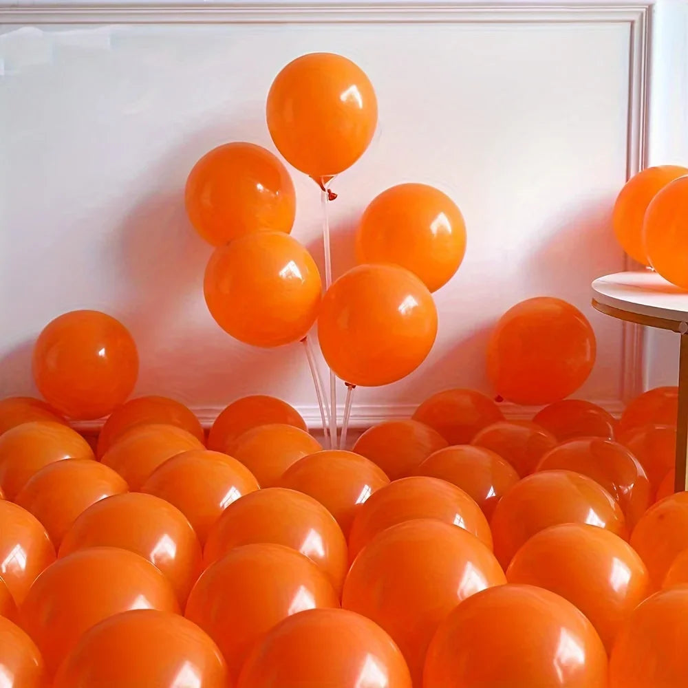 Kit arche de ballons Halloween : groupe de ballons orange.