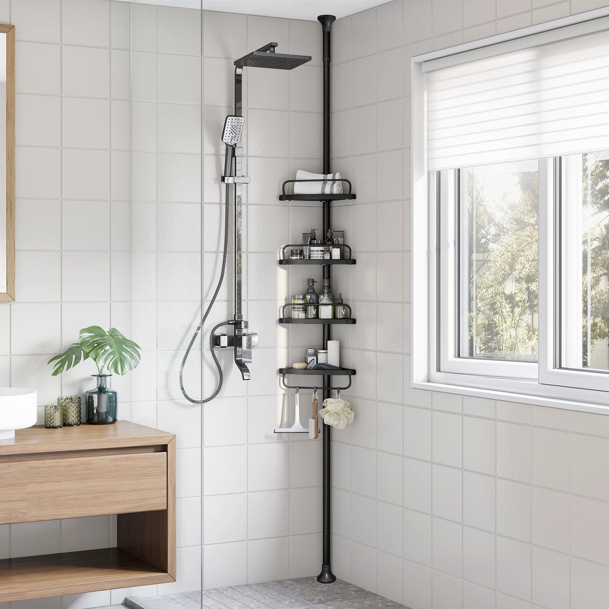 Étagère de douche noire, 4 niveaux télescopiques — installation dans un angle de douche