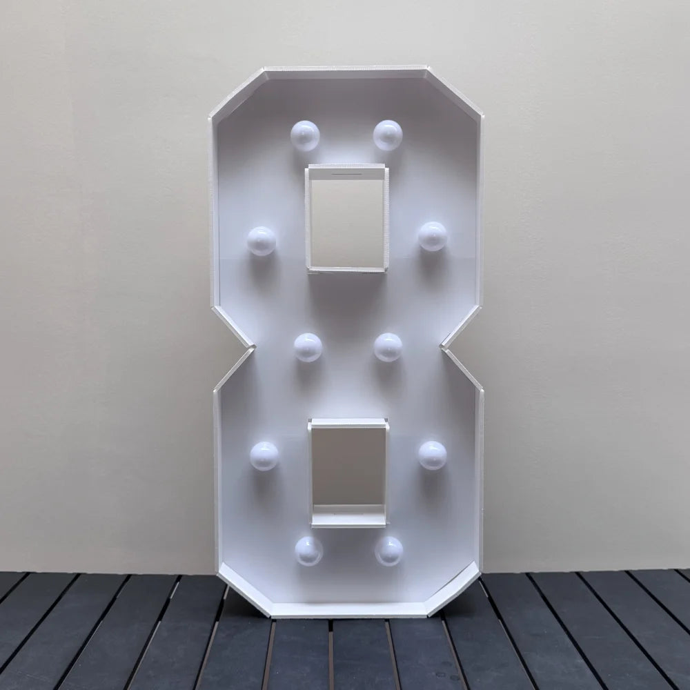 Chiffre lumineux blanc à assembler : chiffre 8 blanc.