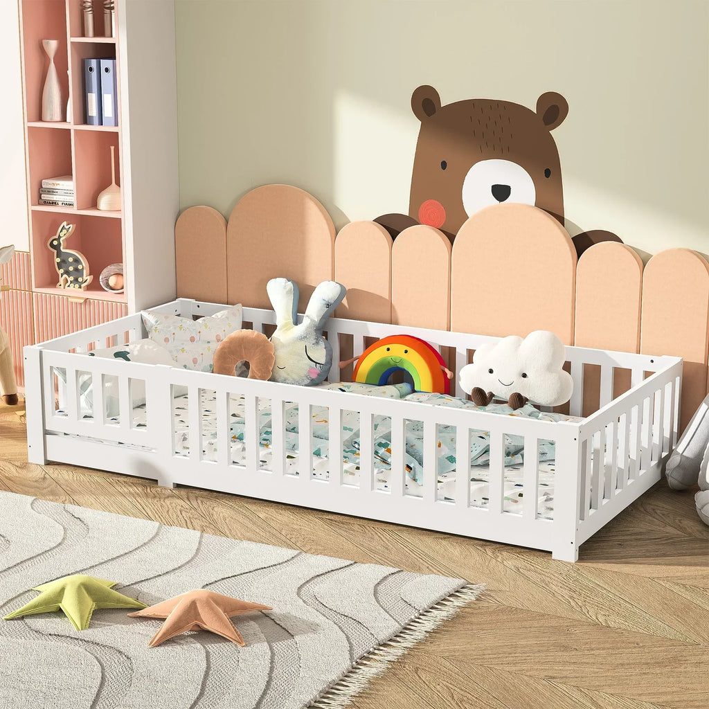 Lit Montessori en pin avec barrières et porte