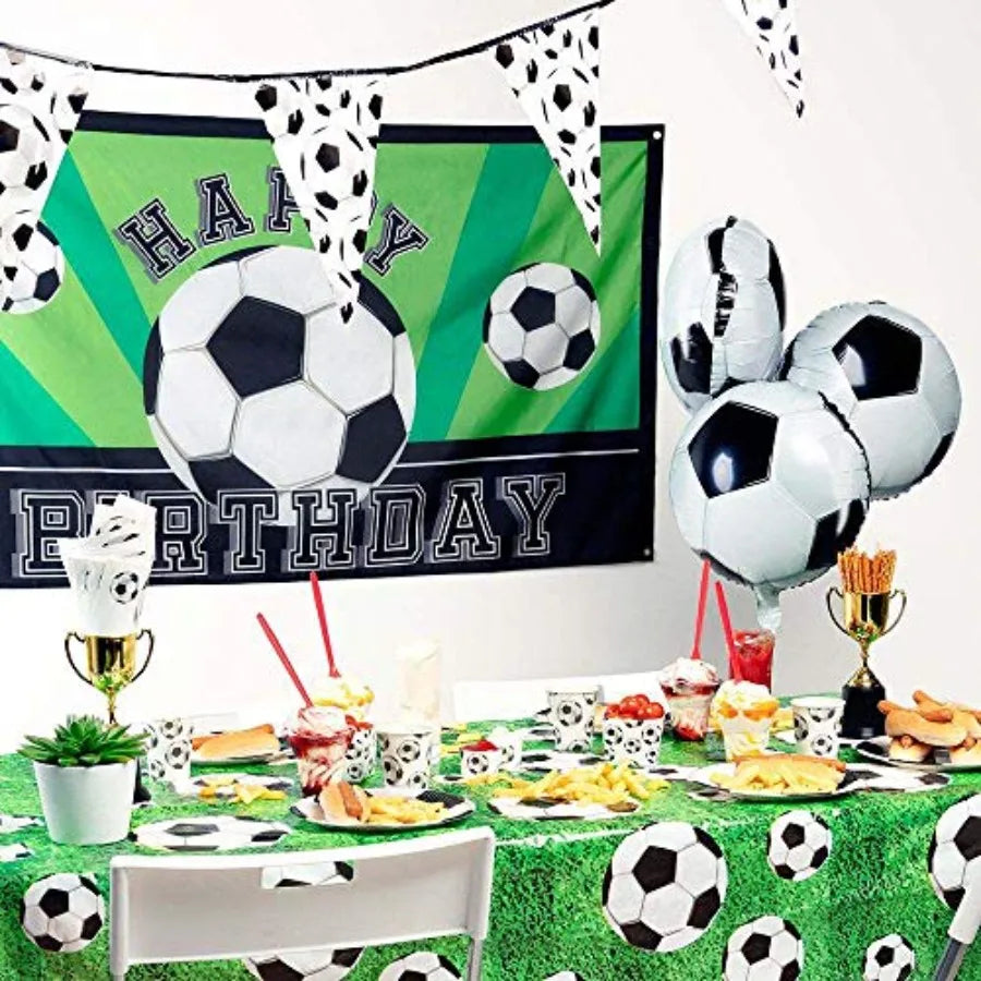 Exemple de table d’anniversaire sur le thème du football