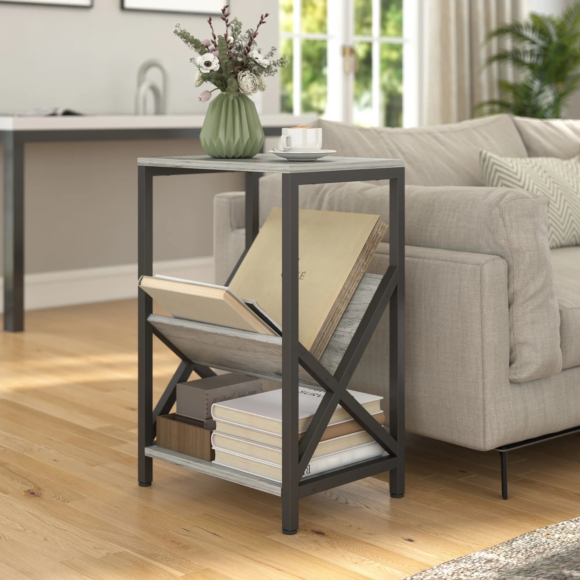 Table d’appoint étroite à 3 niveaux avec porte-revues – vue 2