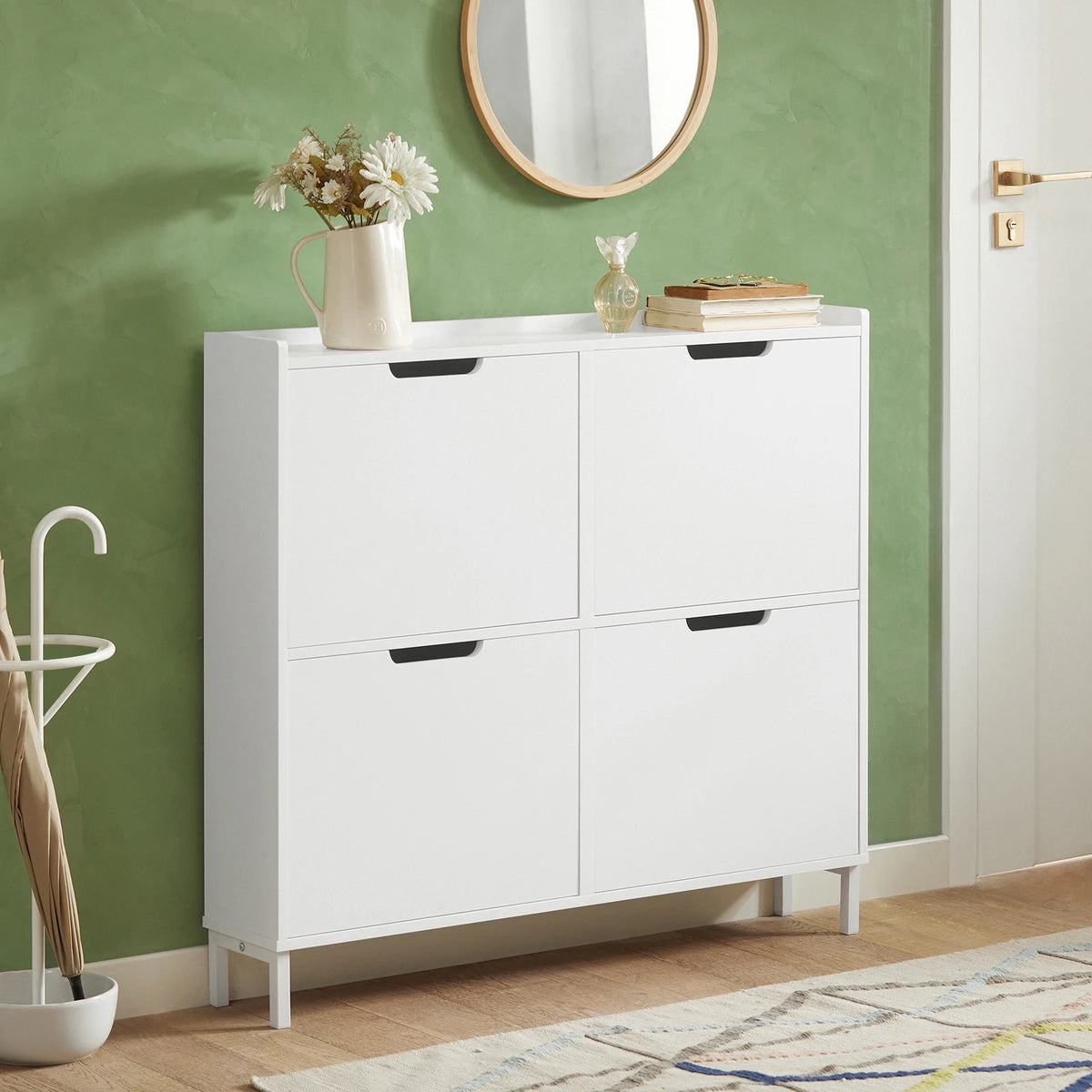 Meuble à chaussures étroit blanc, façade à 4 portes avec poignées