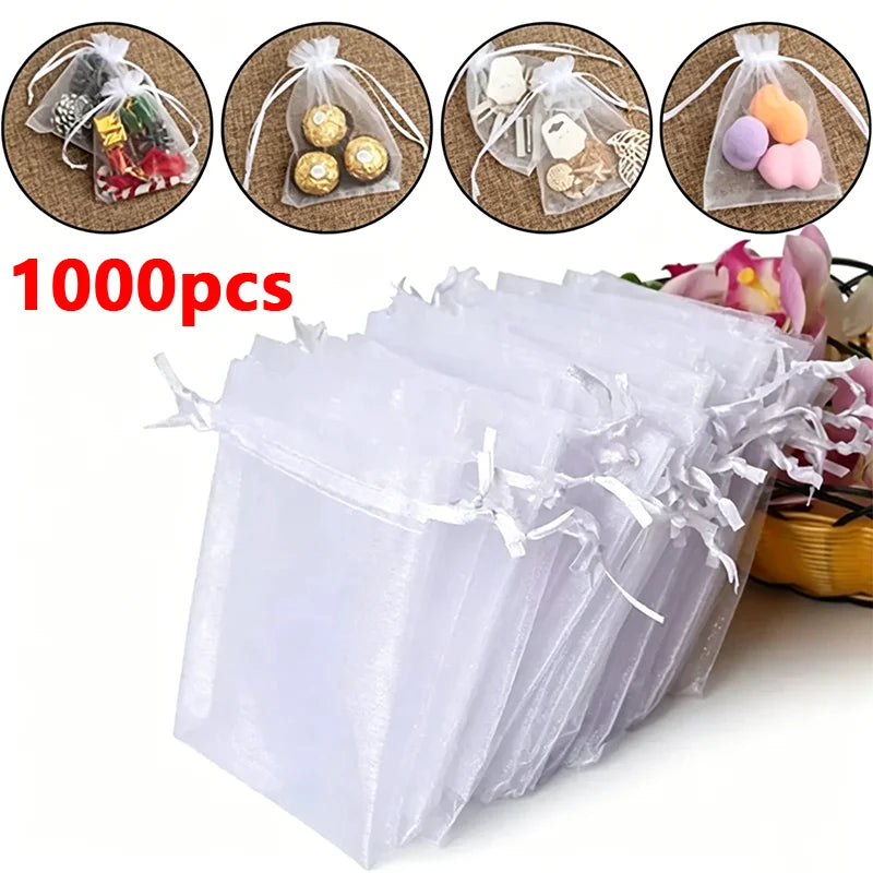 Présentation du lot de 1 000 pochettes en organza blanc