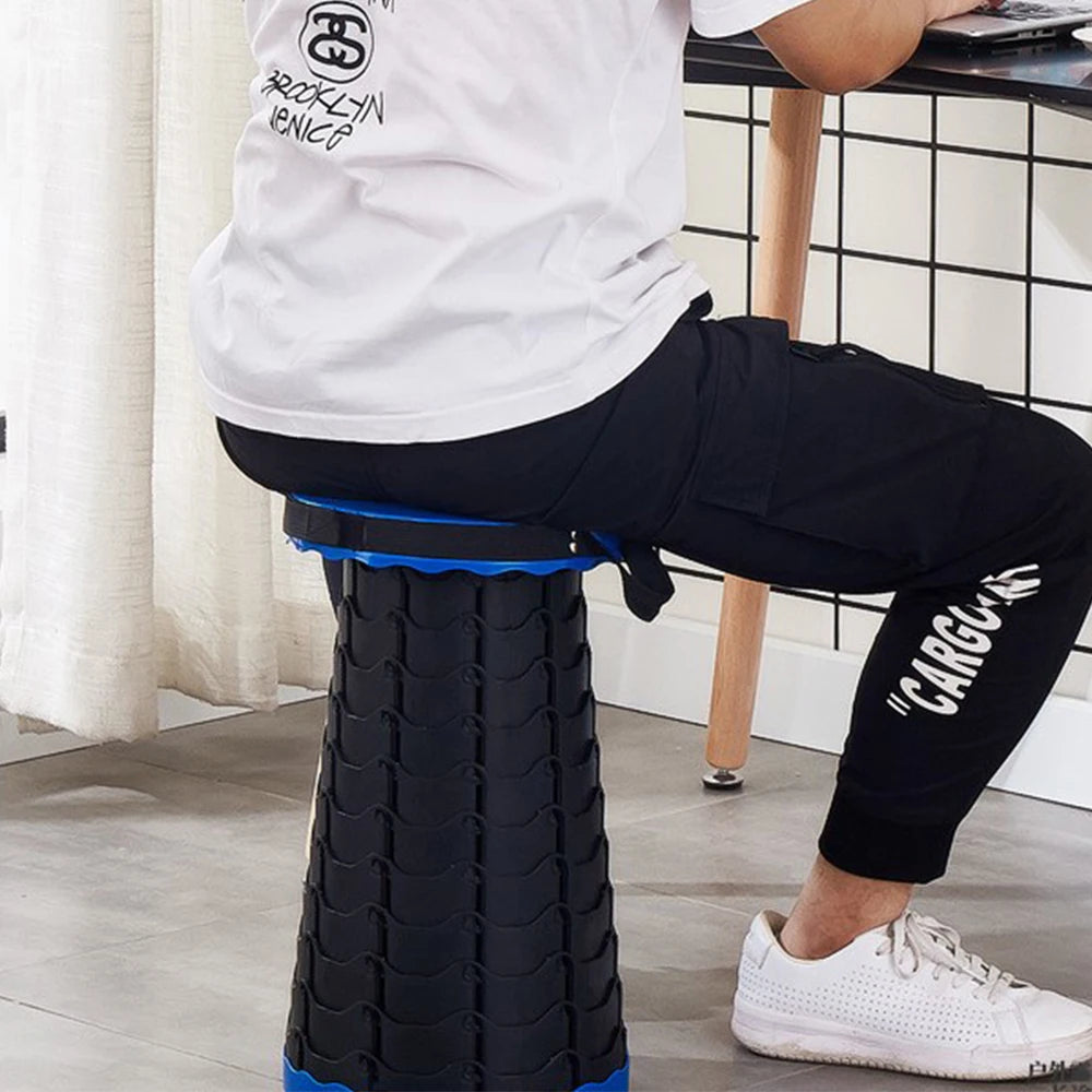 Tabouret télescopique pliant, hauteur réglable jusqu’à 45 cm — utilisation comme assise