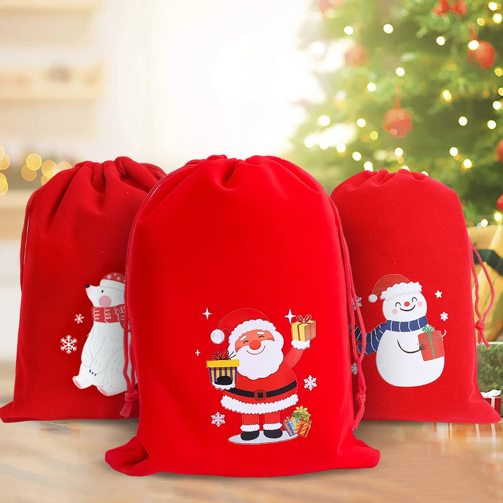 Assortiment de pochettes rouges à personnages de Noël