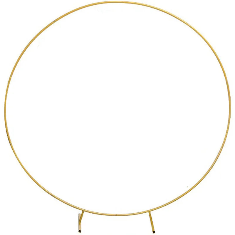 Arche circulaire de cérémonie en métal : variante dorée seule.