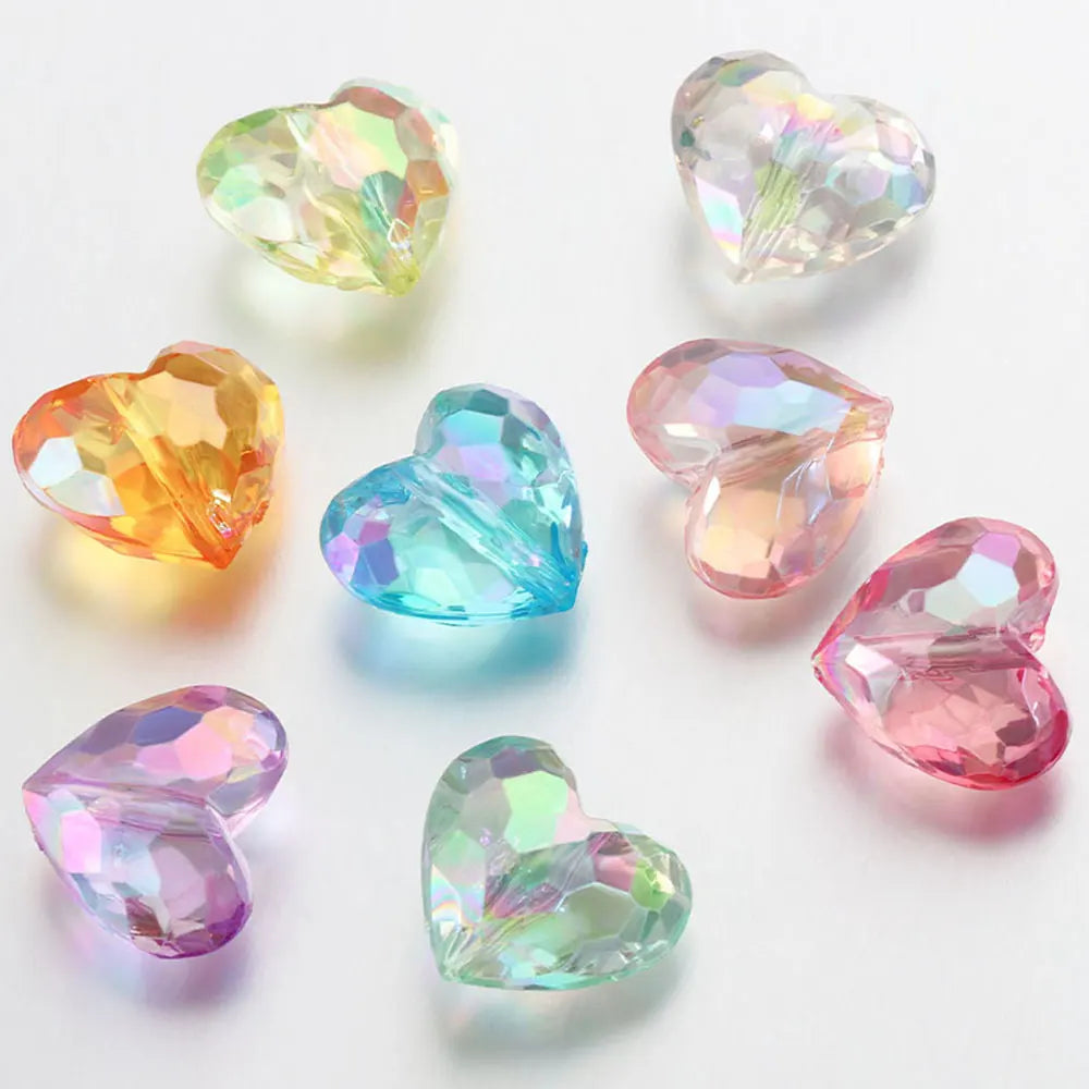 Perles cœur facettées dans un assortiment de couleurs translucides