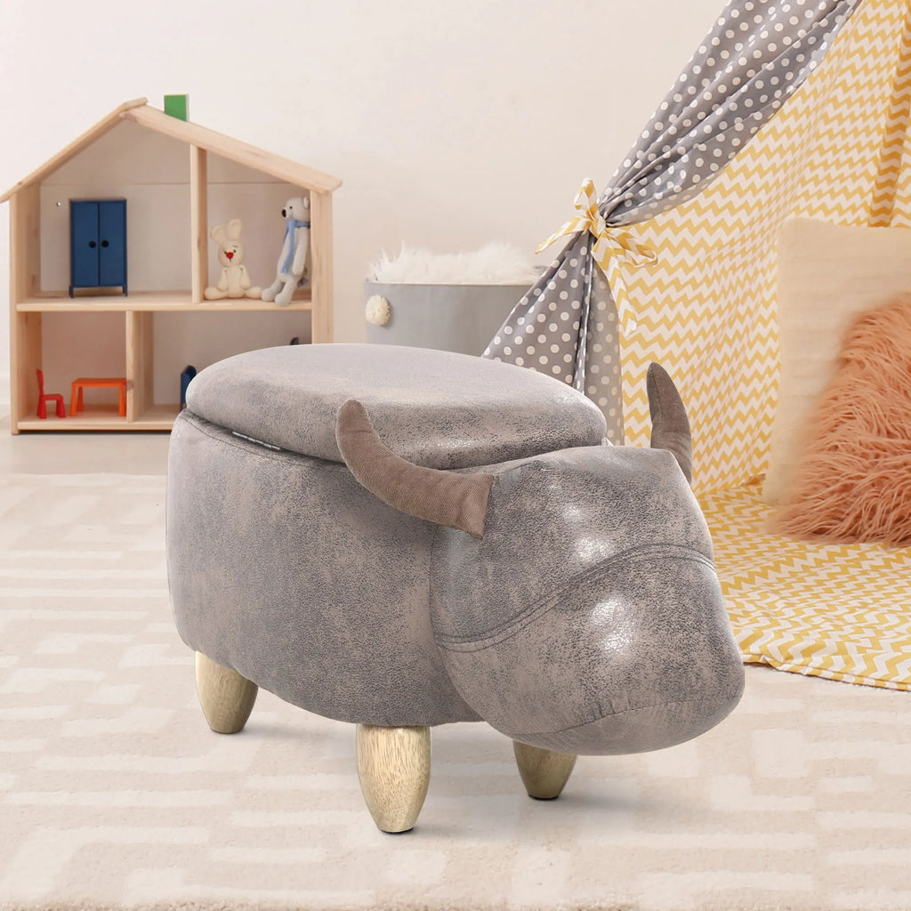 Pouf vache avec coffre de rangement, brun aspect daim — près d’un fauteuil