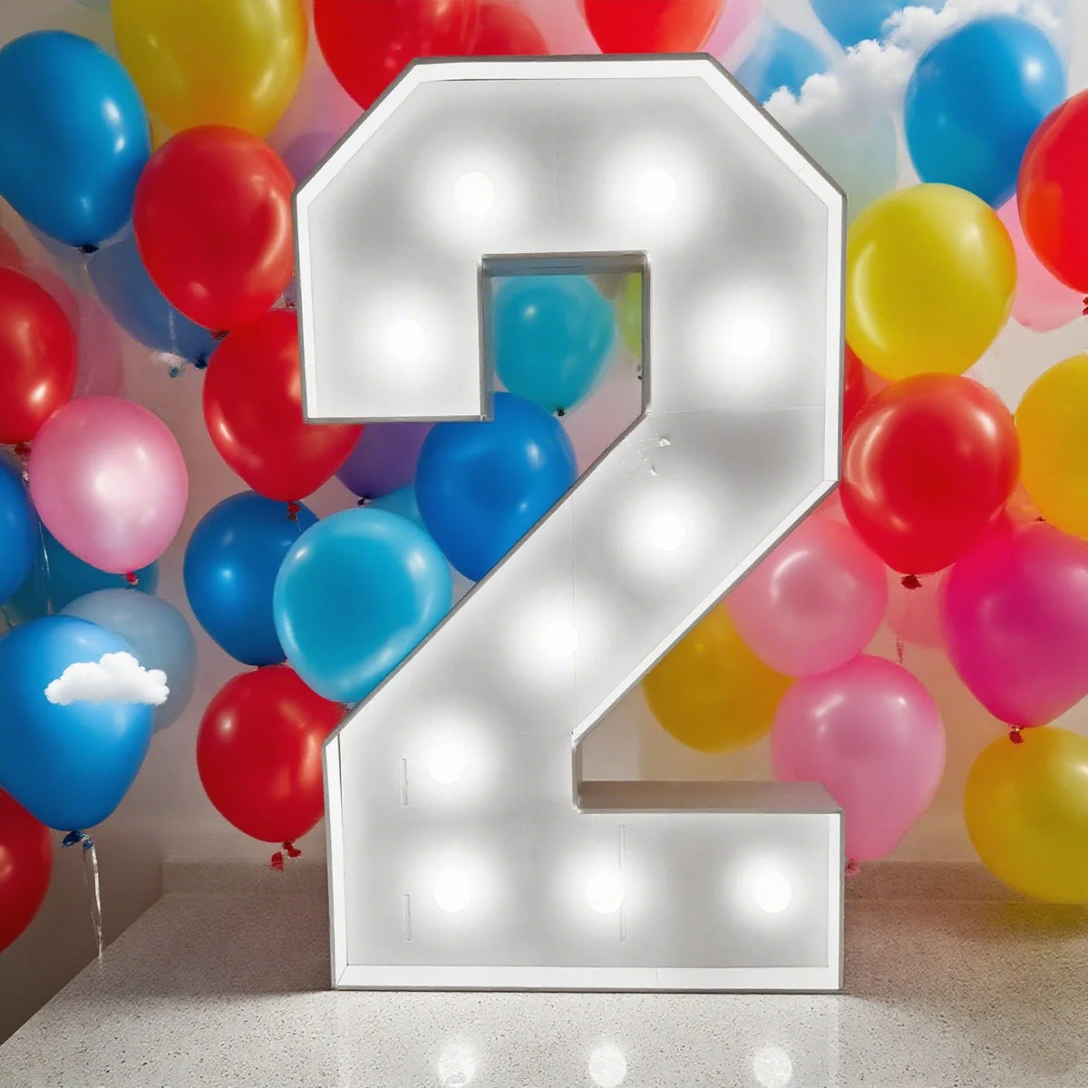 Chiffre lumineux blanc à assembler : chiffre 2 éclairé avec ballons.