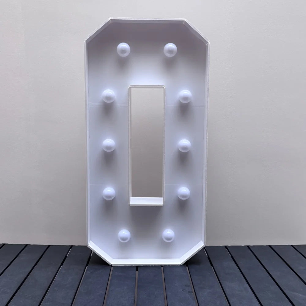 Chiffre lumineux blanc à assembler : chiffre 0 blanc.